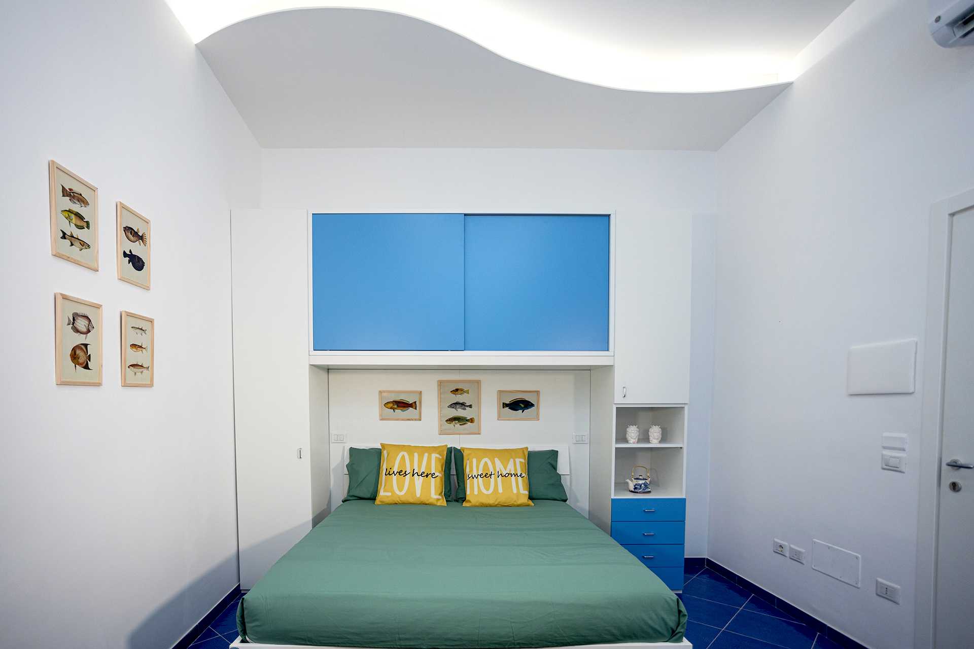 1-sunsetluxuryrooms-stanza-1