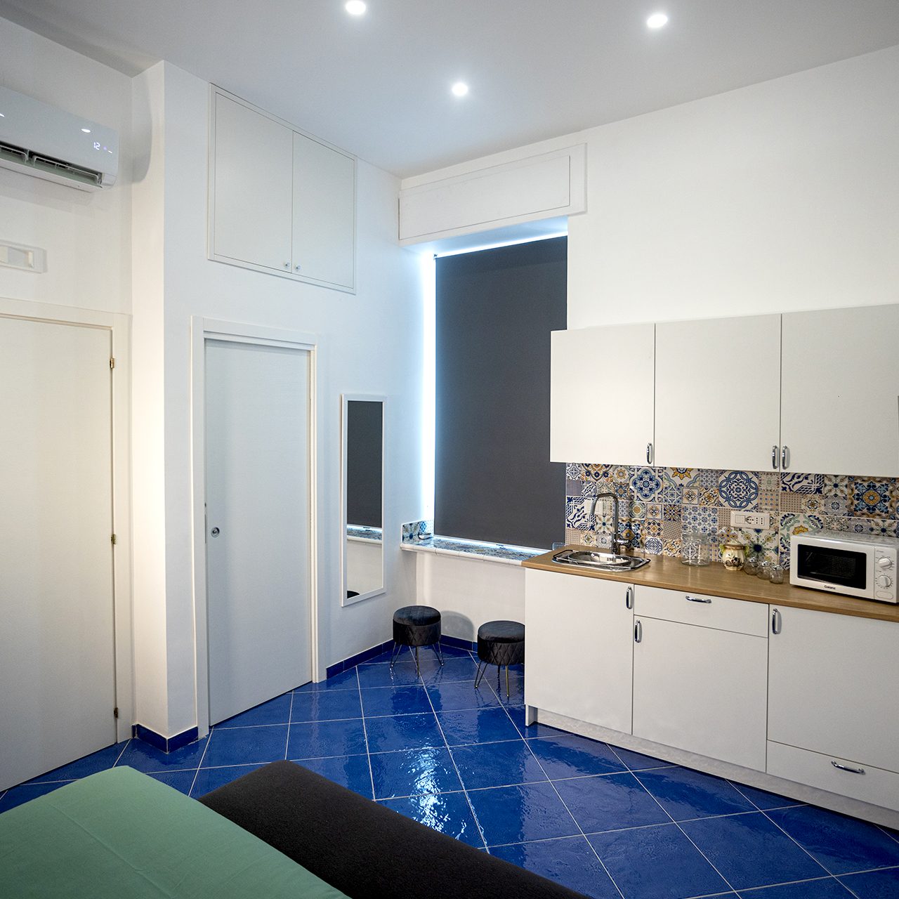 1-sunsetluxuryrooms-stanza-19