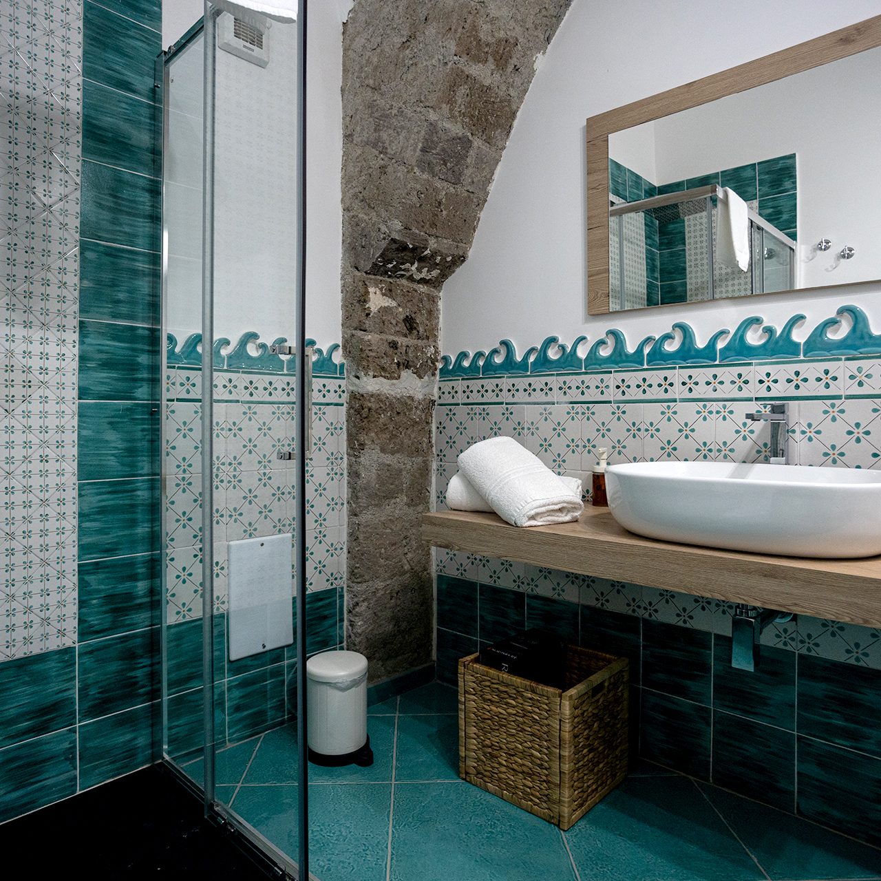 2-sunsetluxuryrooms-stanza-4
